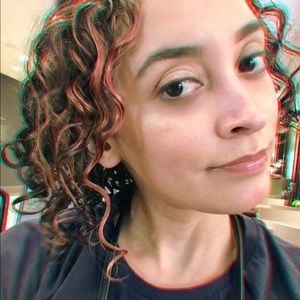 Meet your Posher, Jeanette